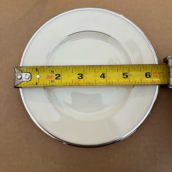 Lenox Montclair 4- bread and butter plates- set of 4 - Picture 4 of 5